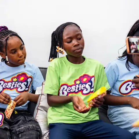 Besties Camp moment